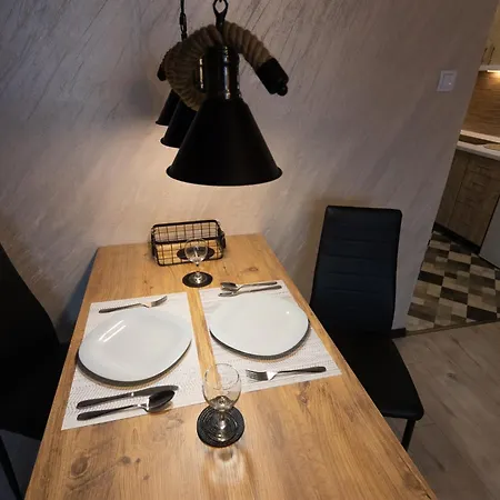 T - Polis Apartament