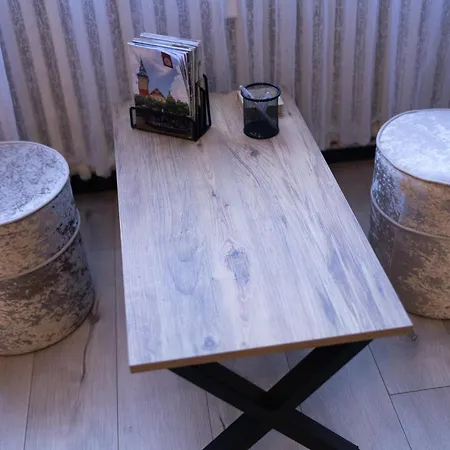 Lejlighed T - Polis Subotica