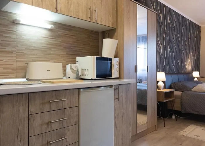 T - Polis Appartement